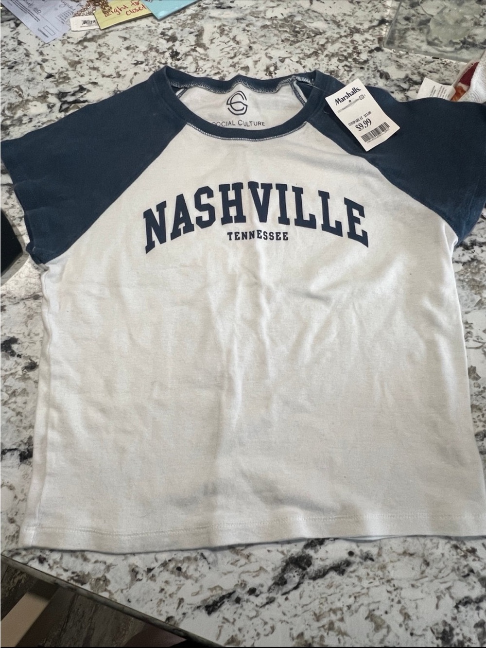 Top size Large